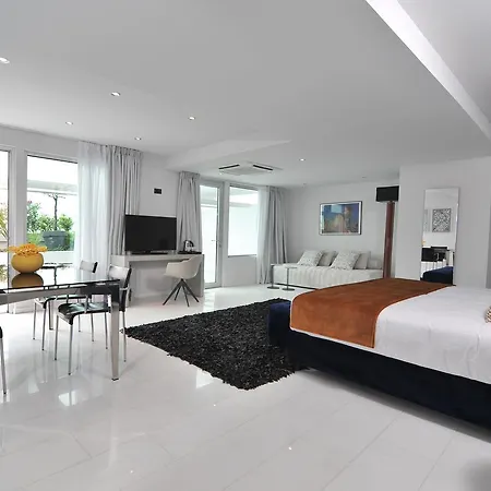 Athenaeum Palace & Luxury Hotel 4*