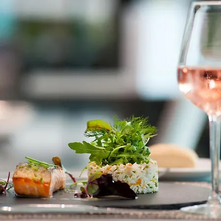 Ξενοδοχείο Athenaeum Palace & Luxury 4*